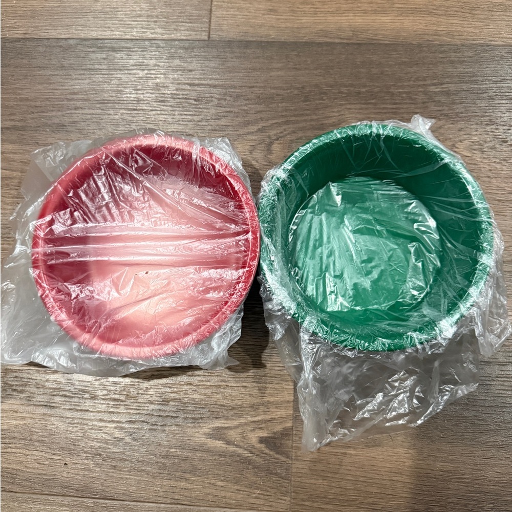 Holiday Hidden Dog Bowl Set